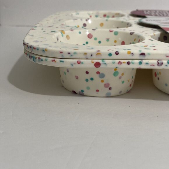 Silicone Cupcake Muffin Pan Tin Nonstick Baking Tray Dishwasher Safe BPA Free - Picture 5 of 9